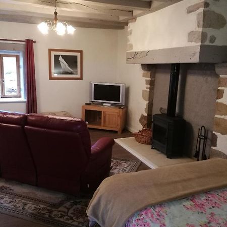 Chez Pastuso Panzió Brigueuil-le-Chantre Kültér fotó